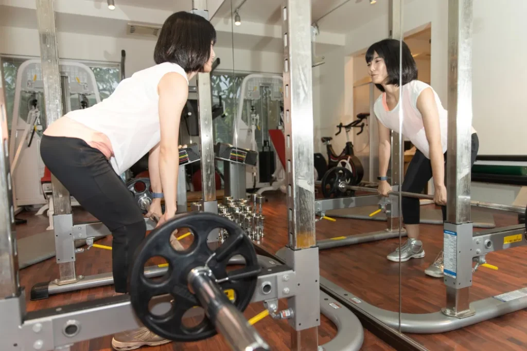 女性のデッドリフト